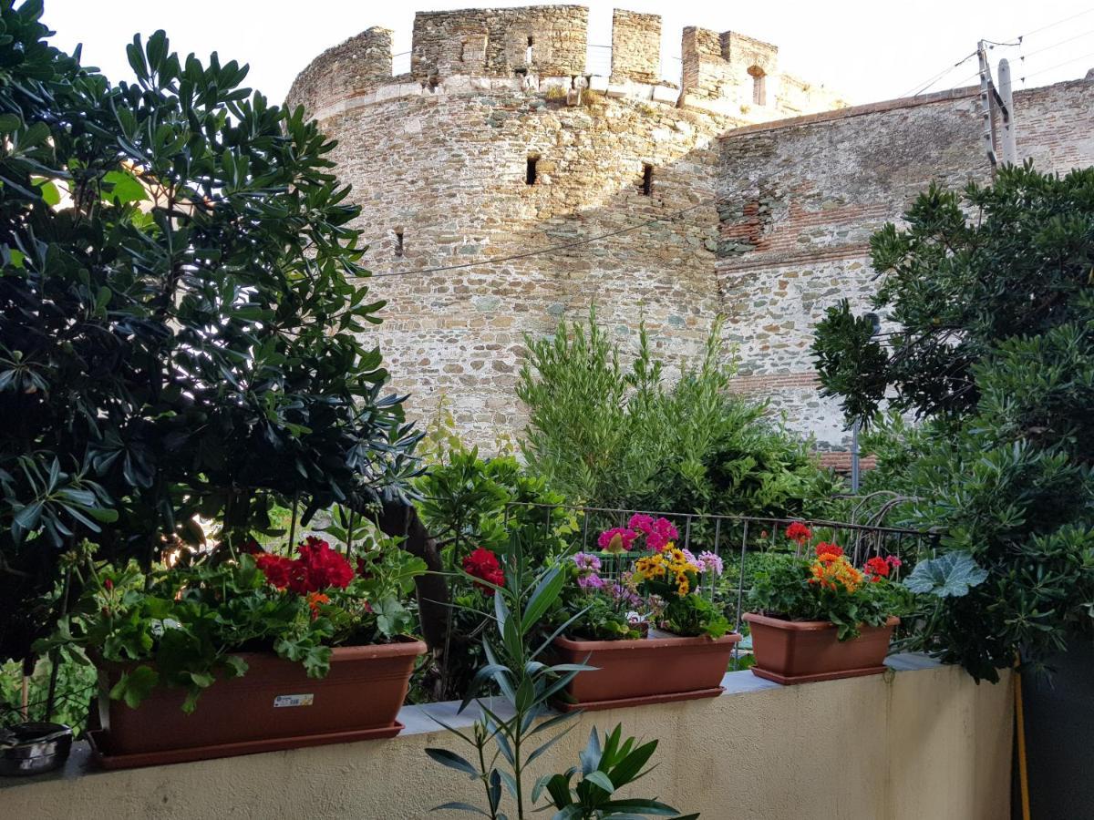 Frida'S House In Old Town Thessaloniki Lägenhet Exteriör bild